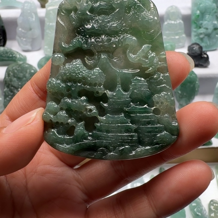 翡翠未镶嵌颈饰翡翠