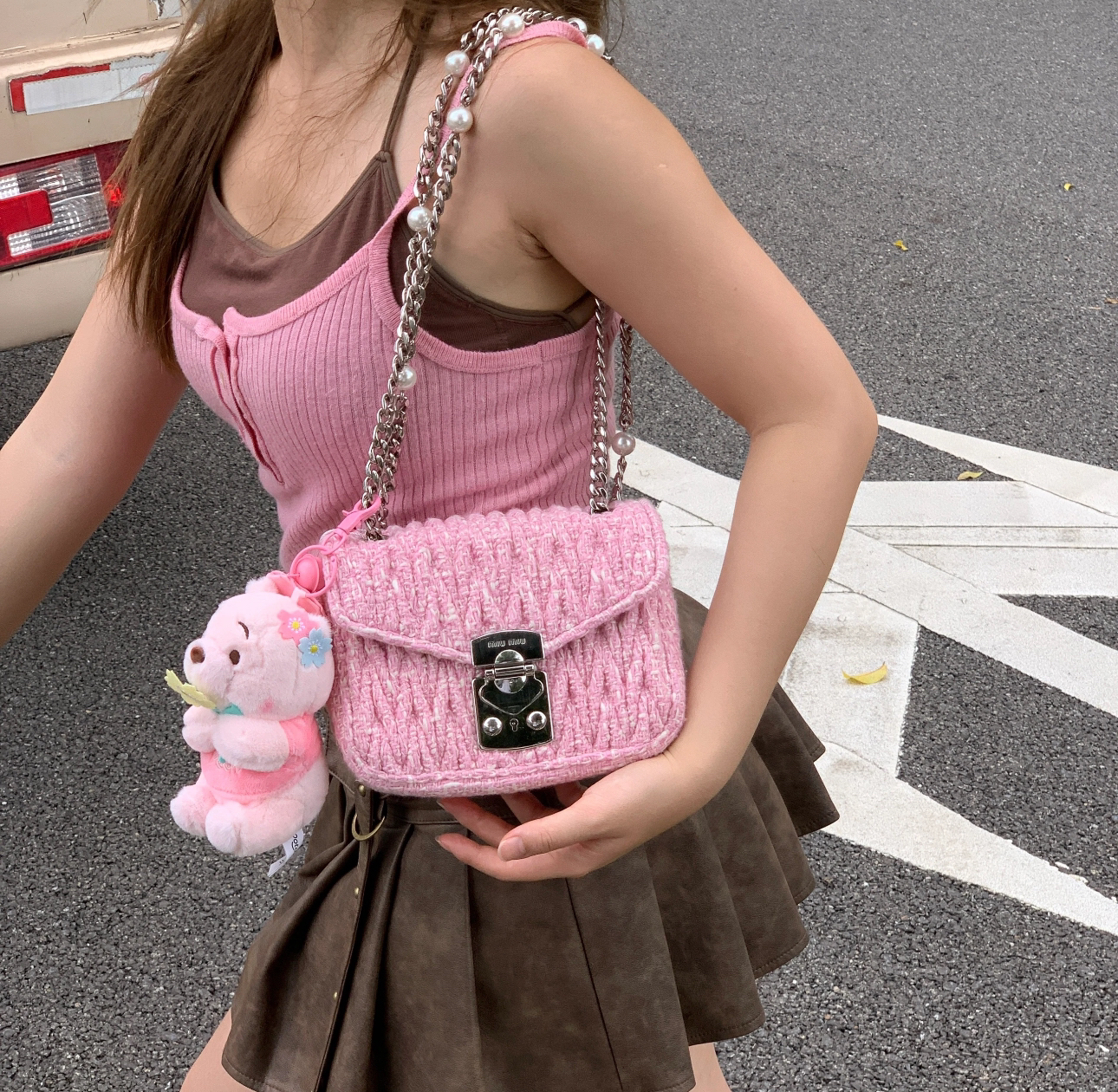 95新 MIU MIU/缪缪 粉色毛毛可爱链条单肩斜挎包