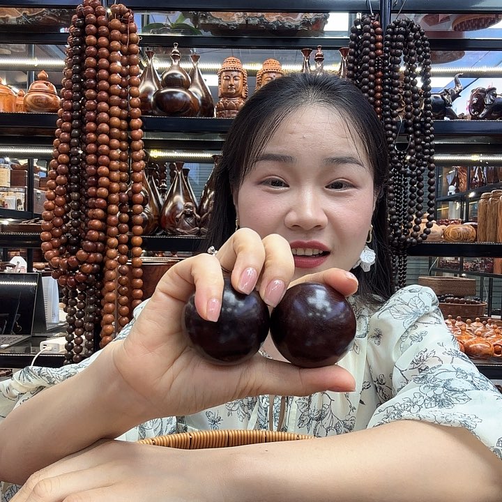 恭***财木老挝大红酸枝5.0