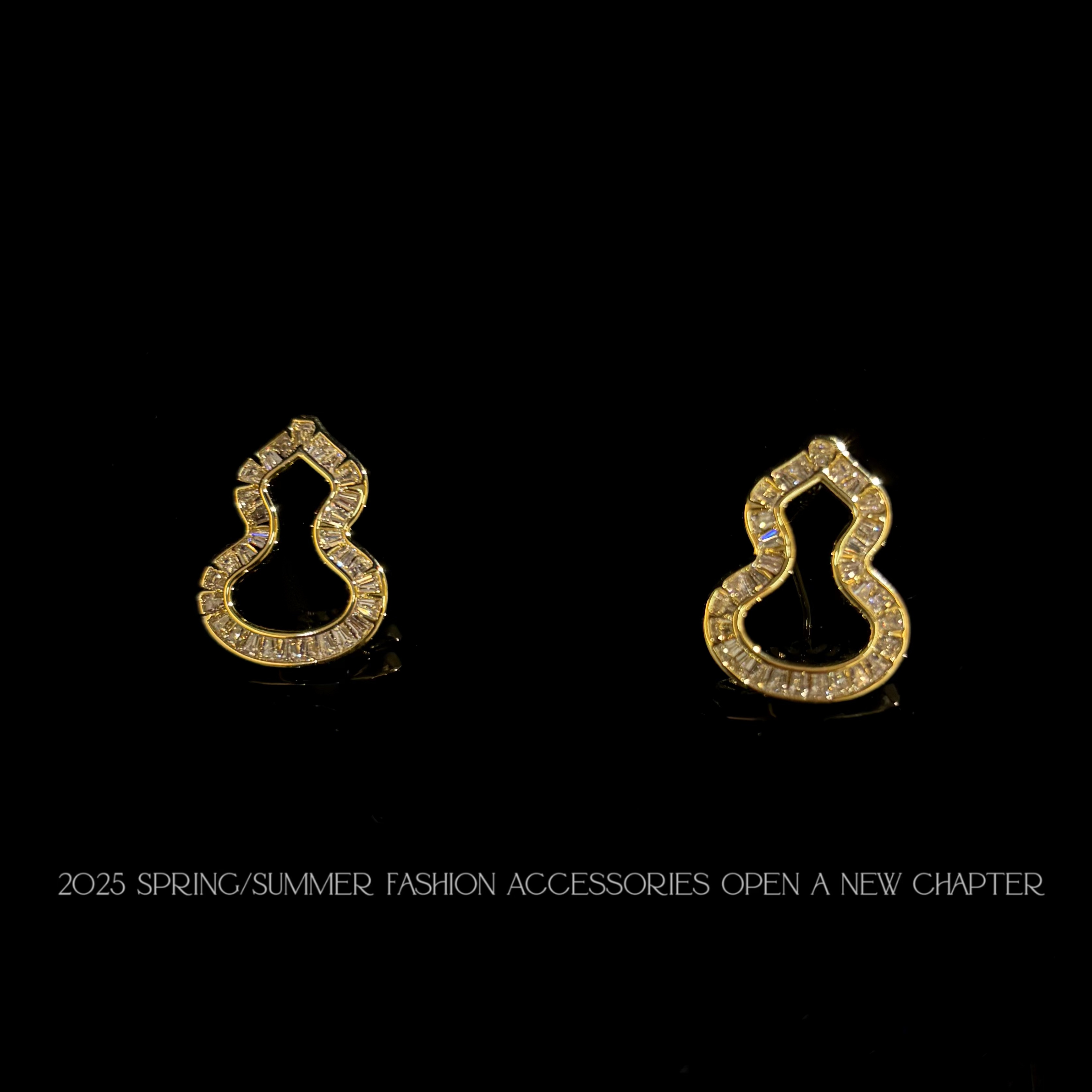 铜合金耳饰 镀K金 2025款C2046【镂月葫芦】BOBAOLI 耳钉