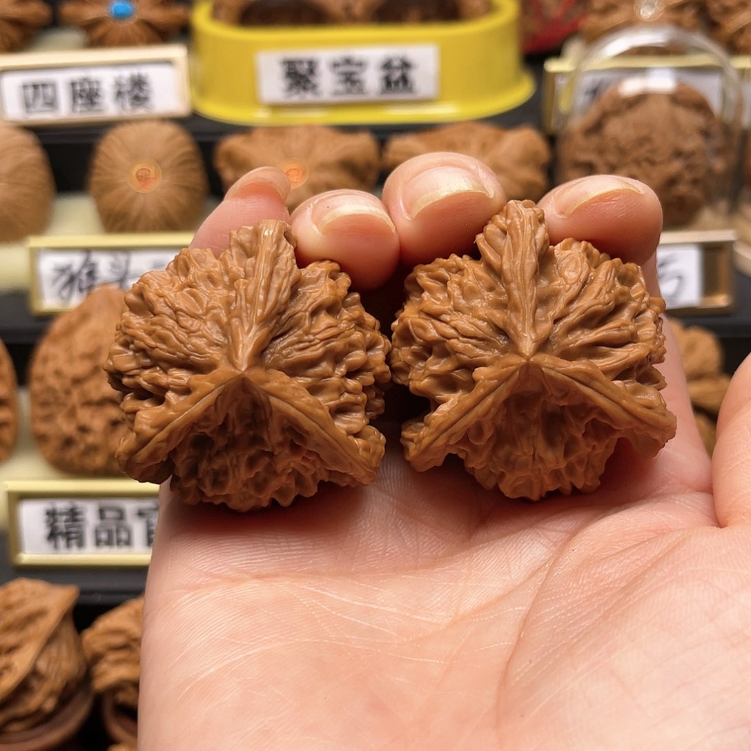 【闪购商品】吊坠文玩核桃三棱