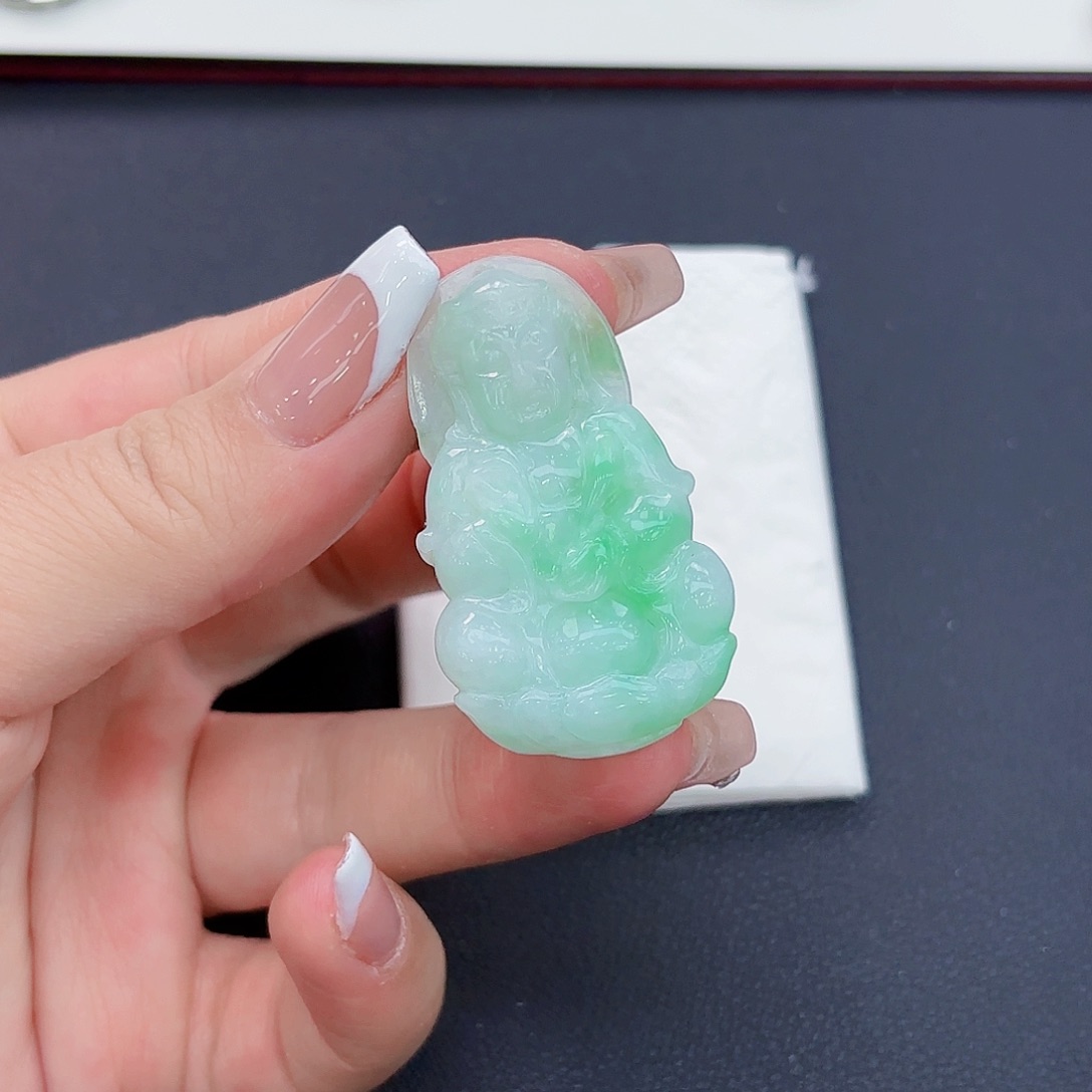 翡翠颈饰未镶嵌观音吊坠