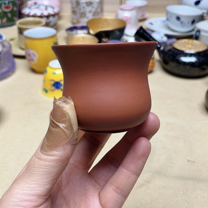 紫砂茶宠盘子都给她