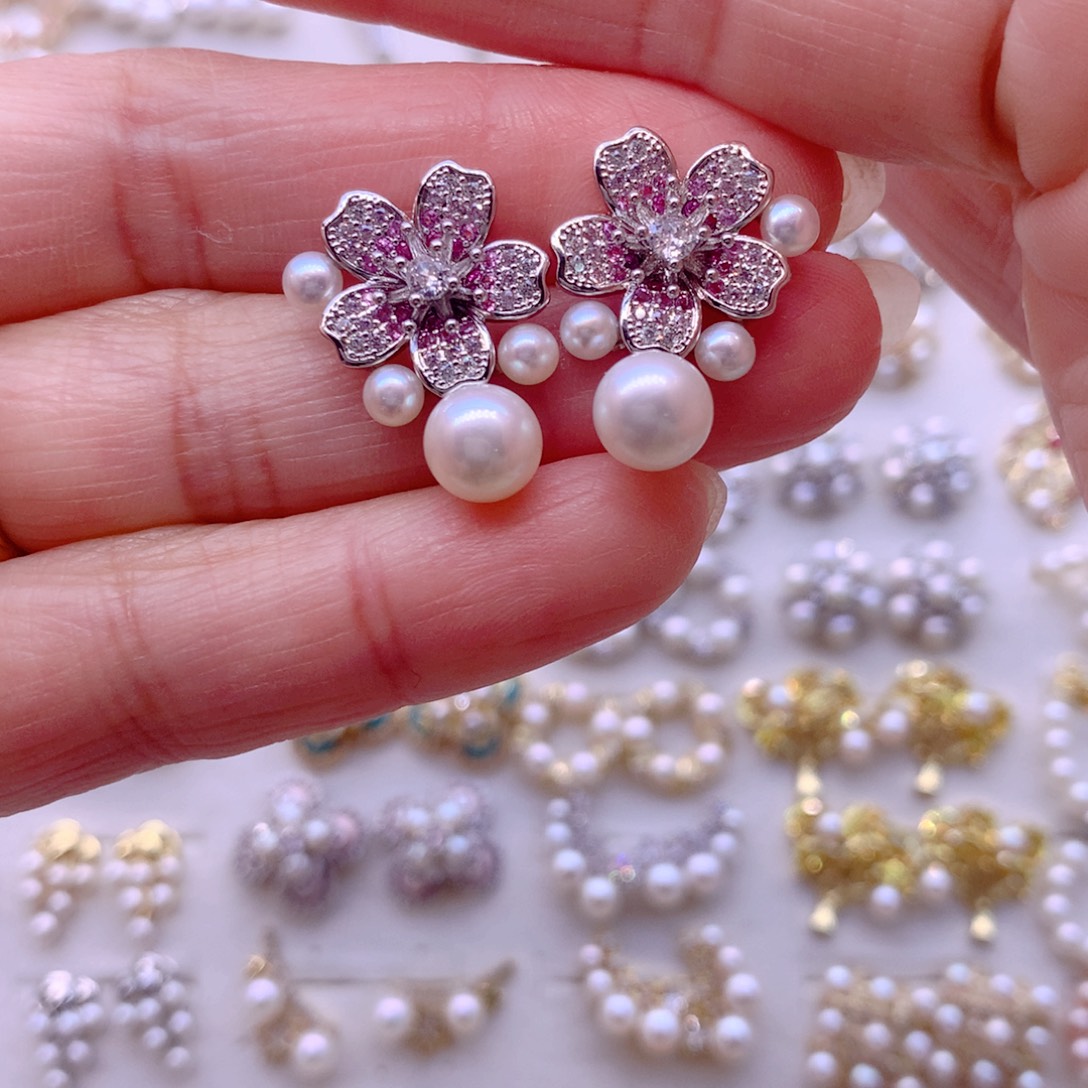 淡水珍珠合金耳饰