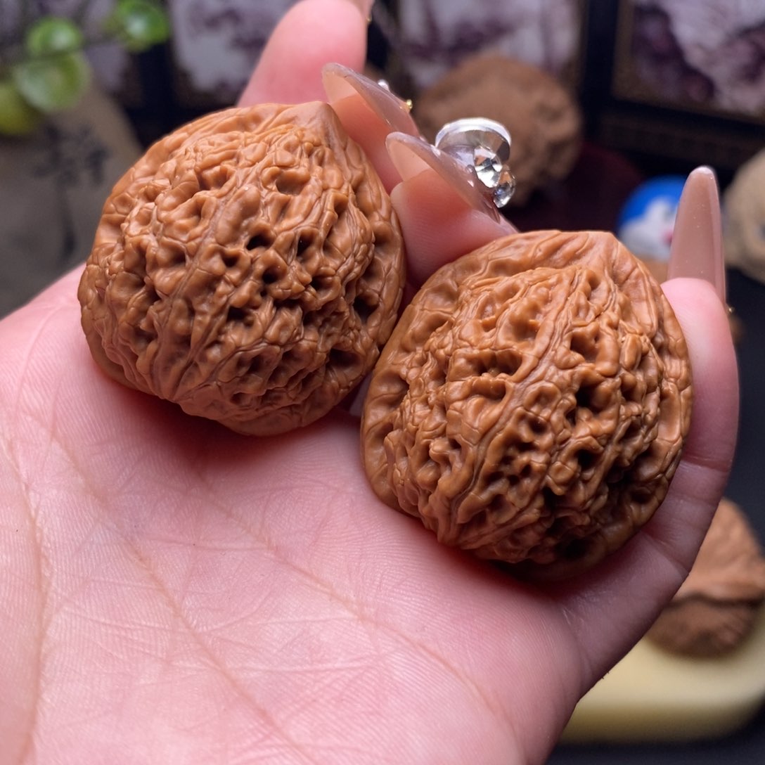 文玩核桃吊坠全品原桩水龙纹33.5