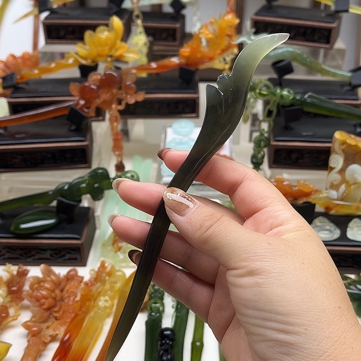 蛇纹石玉岫玉发簪未镶嵌