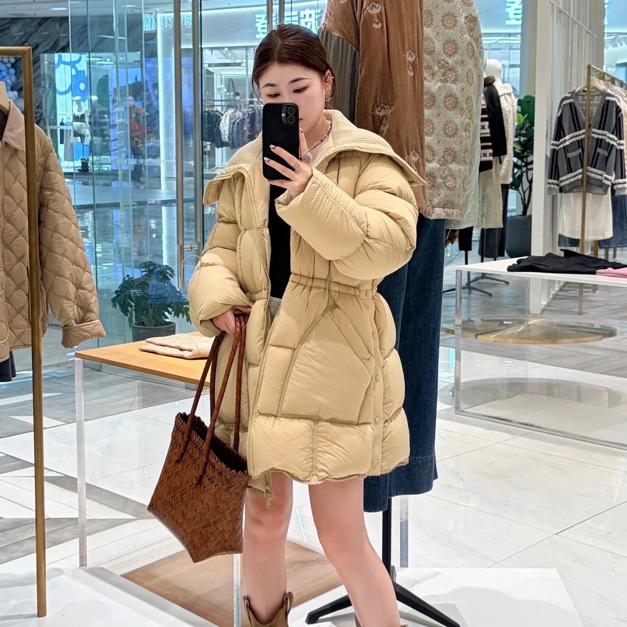 现货！大地家2025冬新款宽松通勤简约针织翻领中长款羽绒服外套