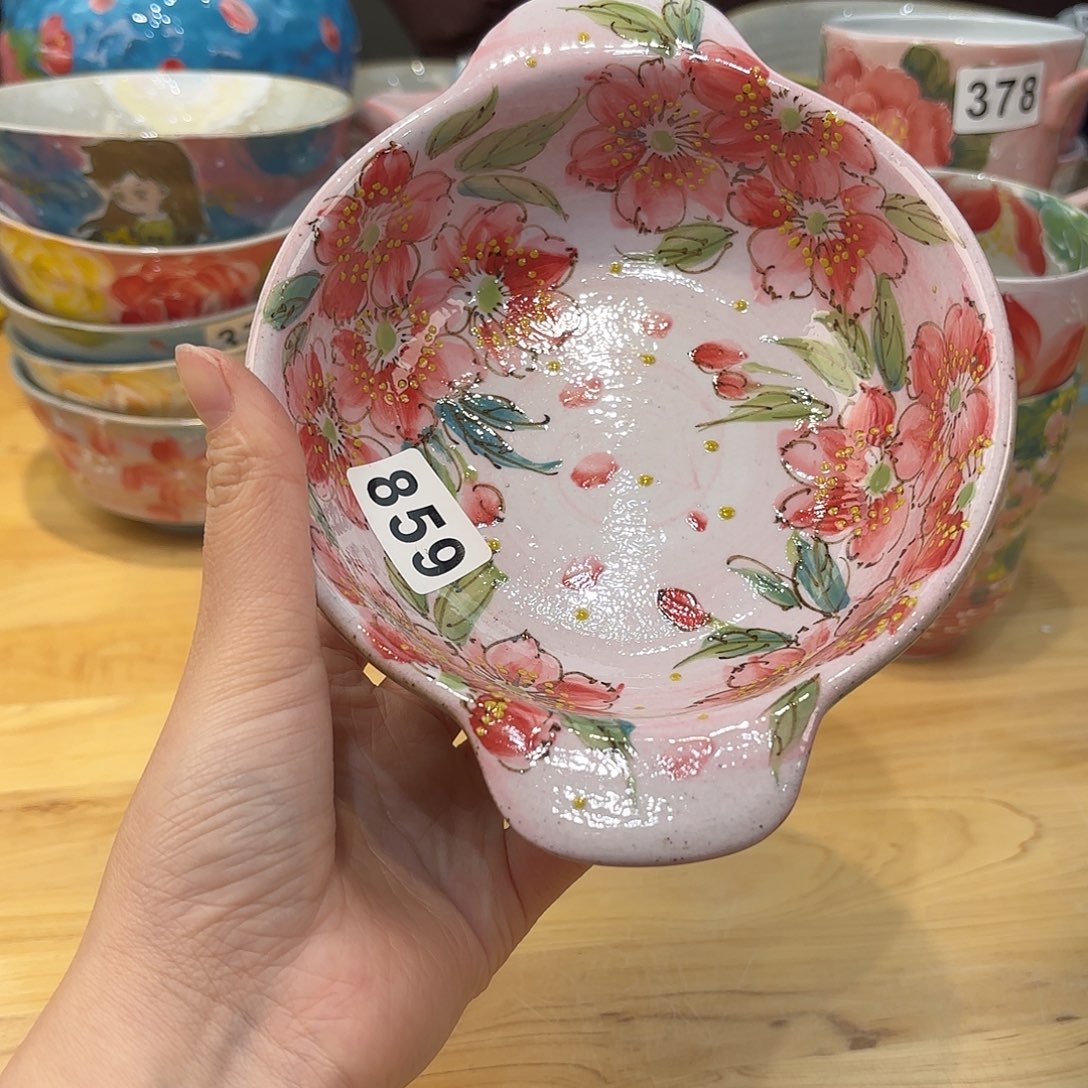 瓷片兔兔好可爱呀打