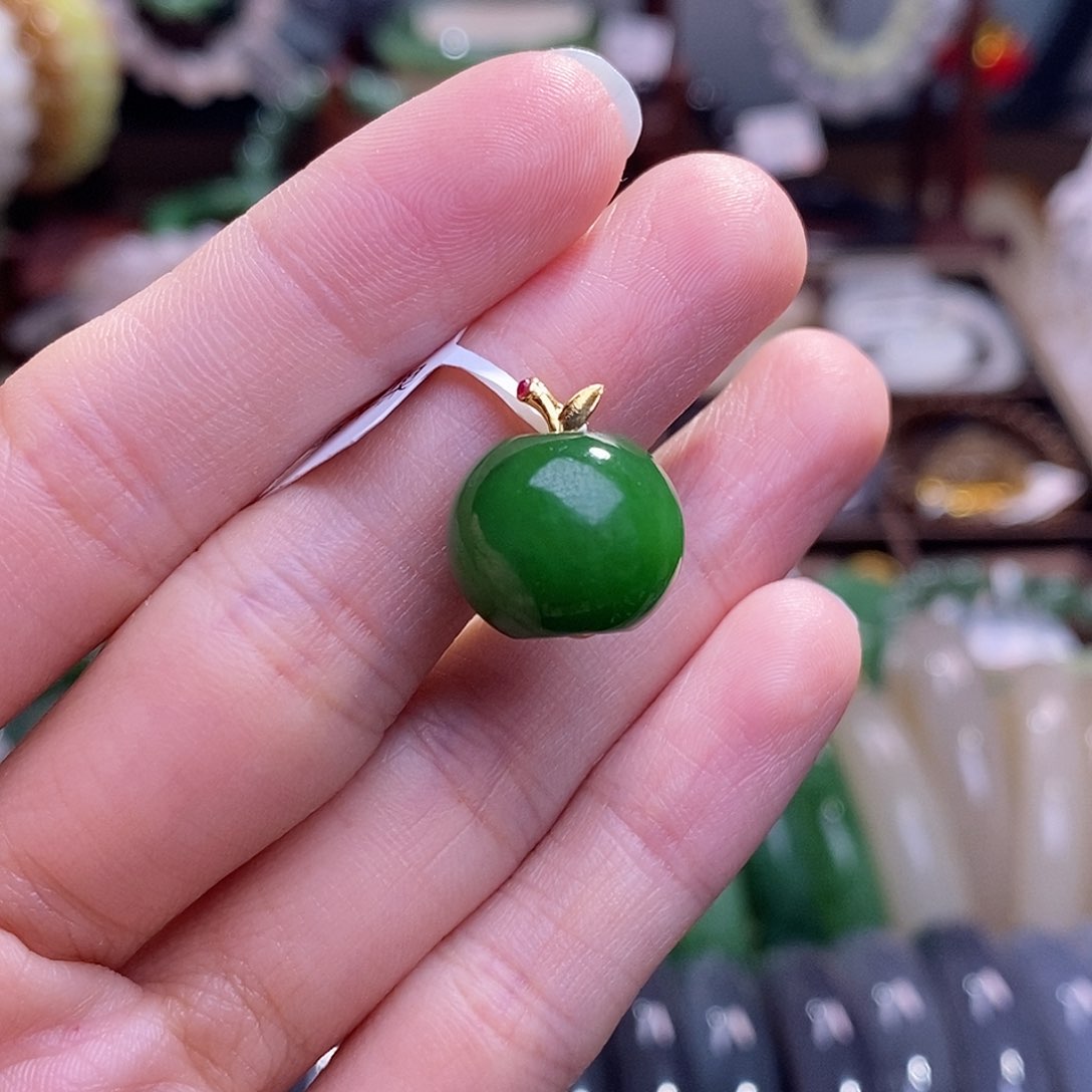 和田玉碧玉金镶苹果吊坠未镶嵌