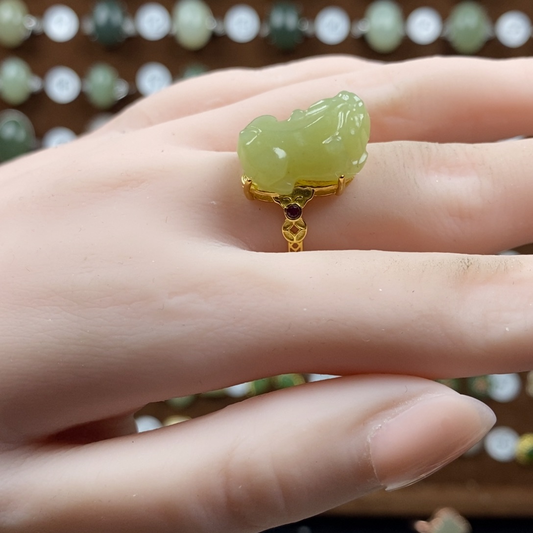 和田玉（黄玉）戒指银S925镀金镶嵌