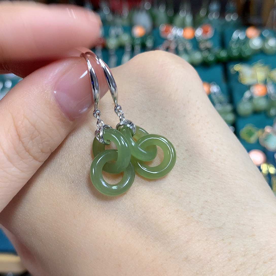 和田玉银S925镶嵌耳饰卡12左右