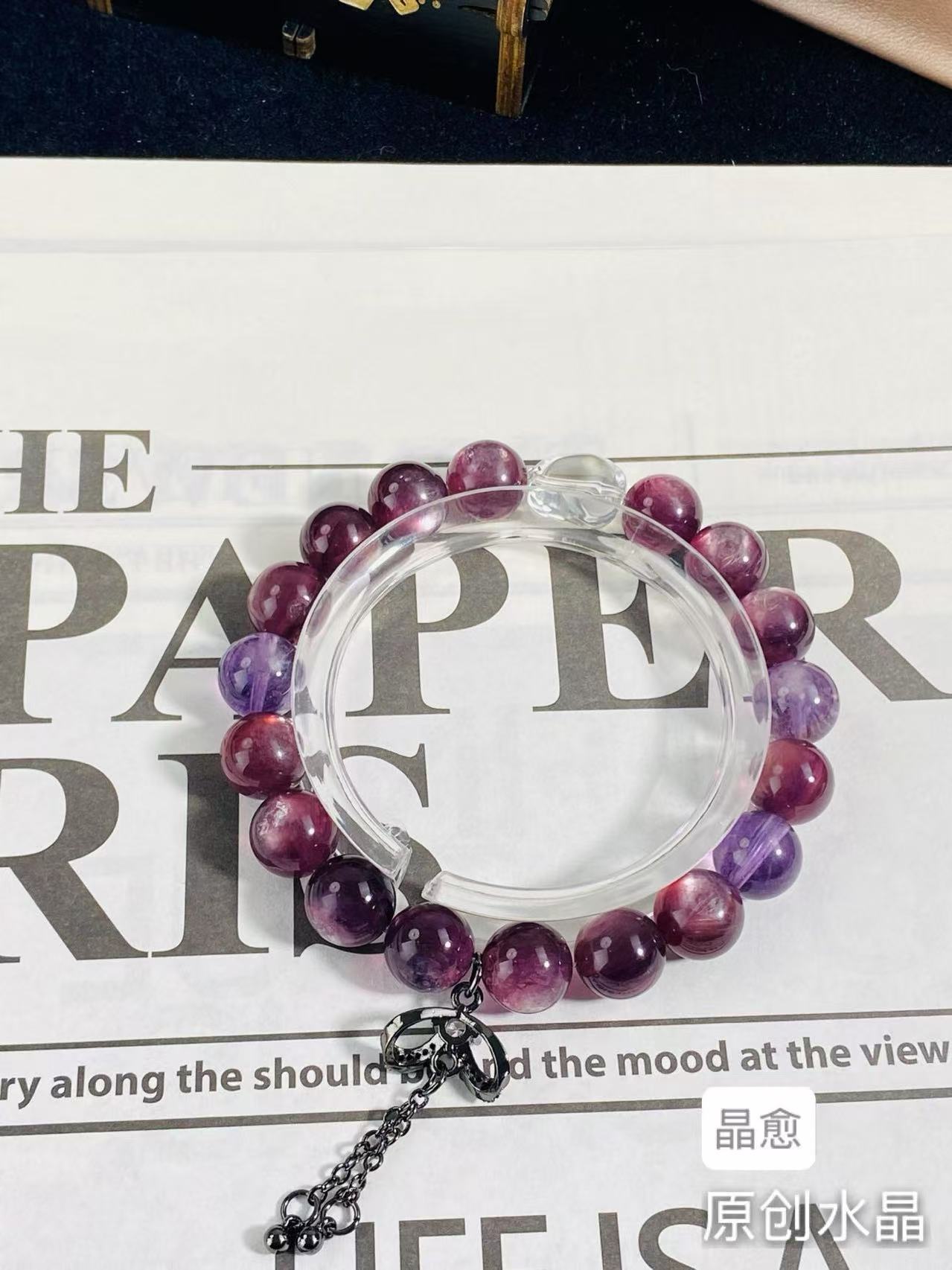 彩晶缠金·色撞柔｜腕间打翻春颜料 浸在冷调银盘里110