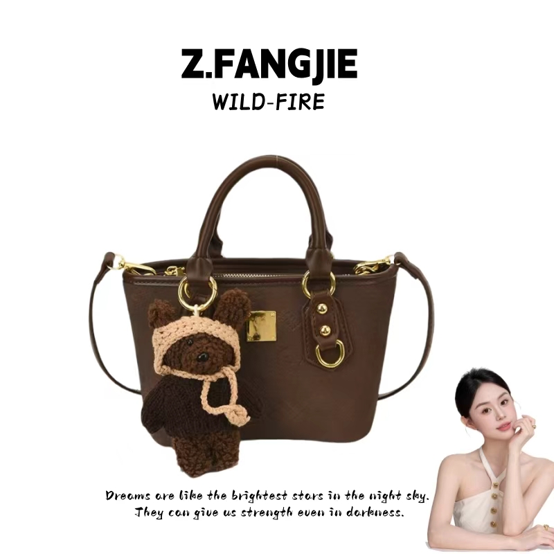 单根水桶包小众黑色凯莉包斜挎包日式手拎包设计师