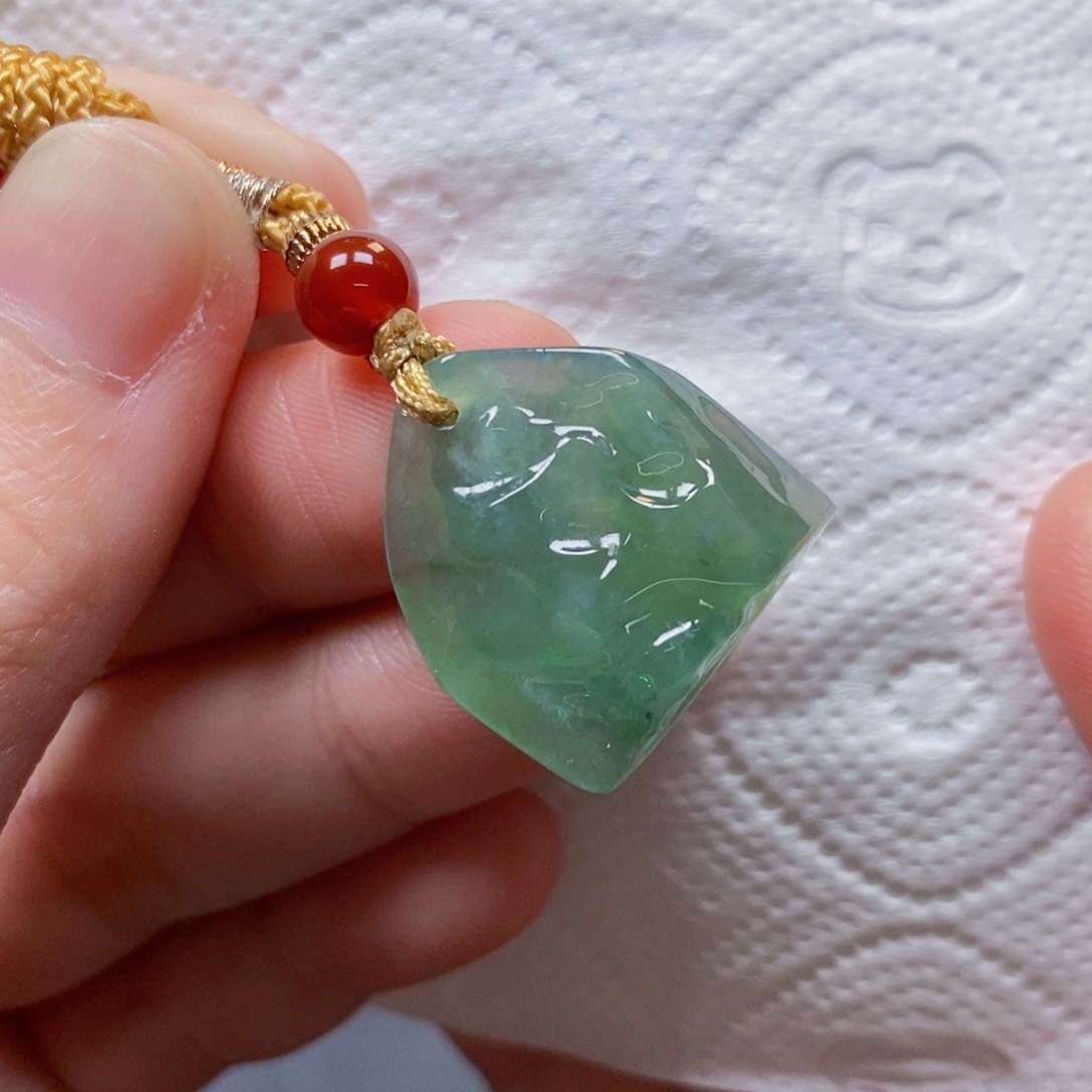 【闪购商品】翡翠吊坠(不含链)未镶嵌2834