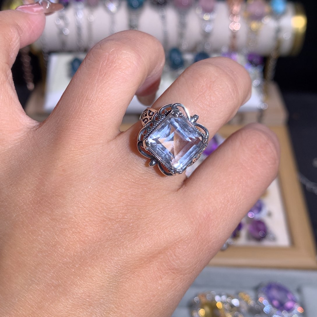 【闪购商品】水晶戒指银S925镶嵌戒指