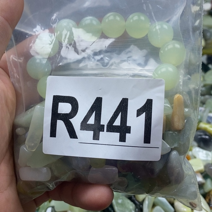 蛇纹石玉未镶嵌珠宝奇石