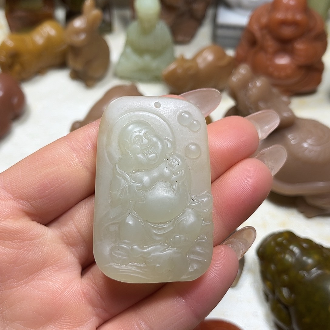 白玉菩提吊坠白玉菩提吊坠