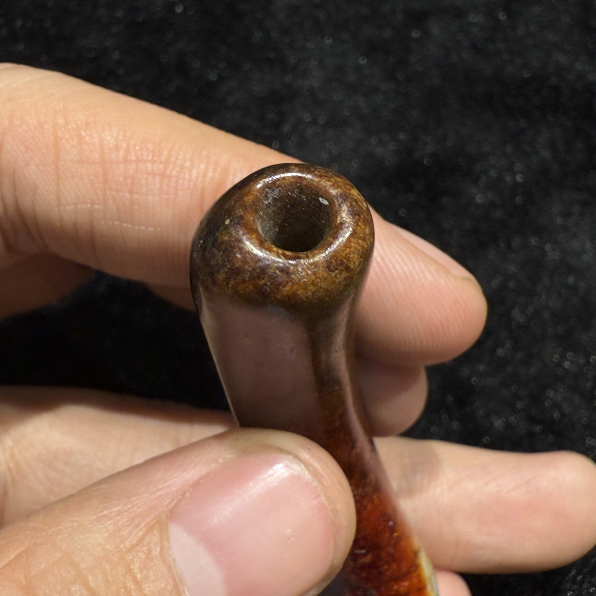 满红沁大玉管 型质类似骨头 和田玉 