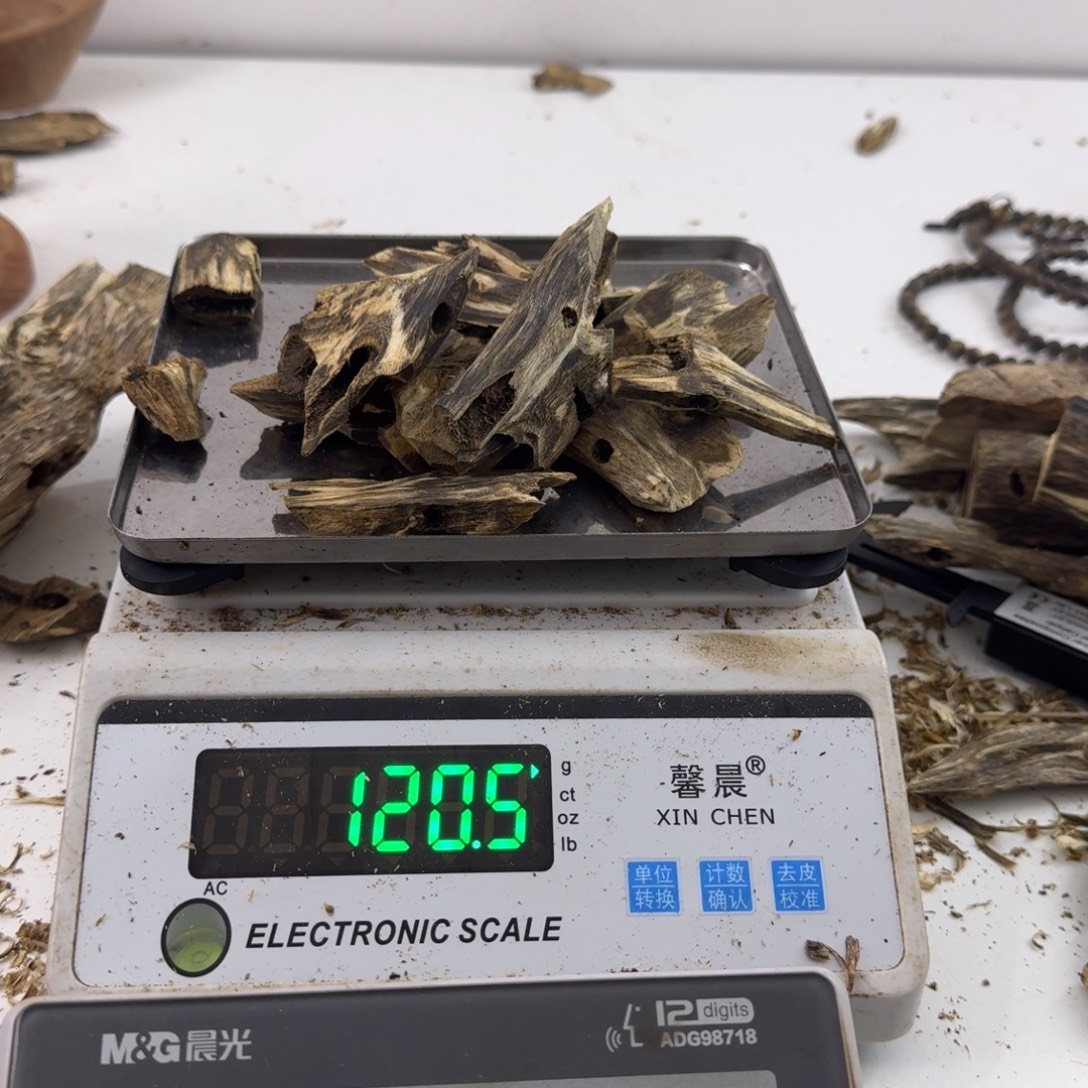 沉香沉香碎屑绿绮楠沉香120克