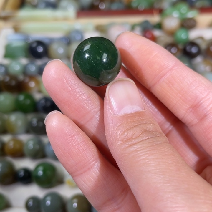 和田玉（糖玉）未镶嵌珠宝半成品18