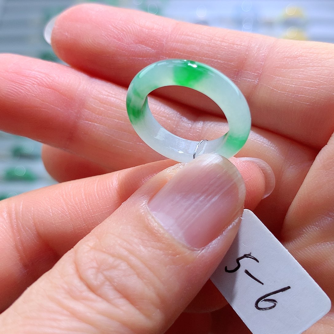 翡翠戒指未镶嵌5-6号