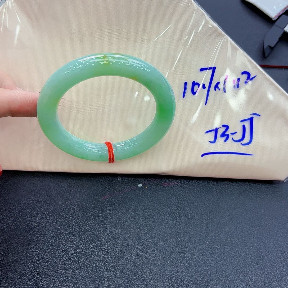 翡翠手镯未镶嵌手镯53.54.55圈口