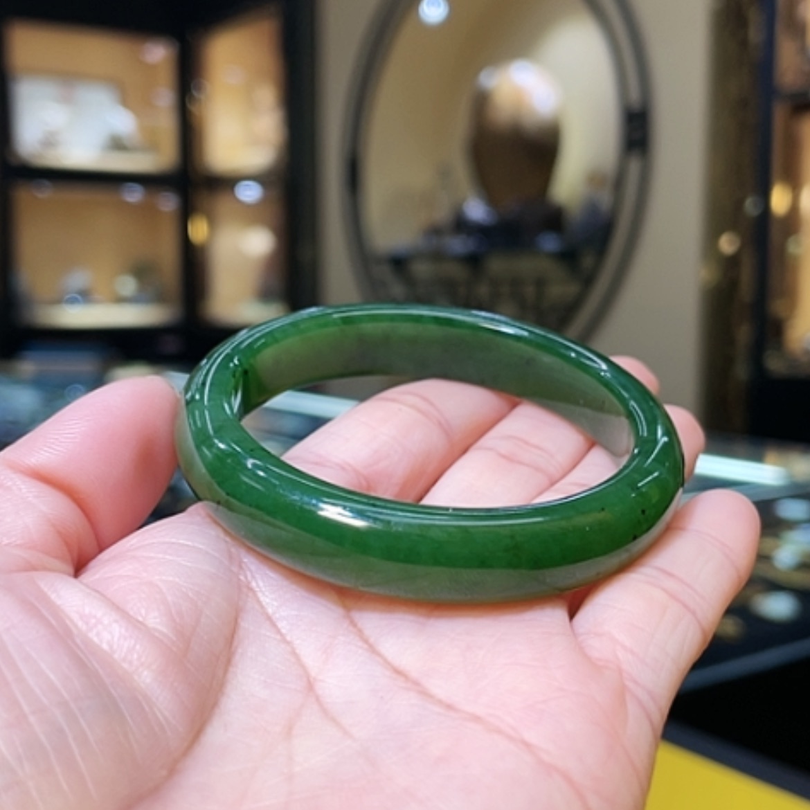 【闪购商品】和田玉手镯未镶嵌53#40.93g