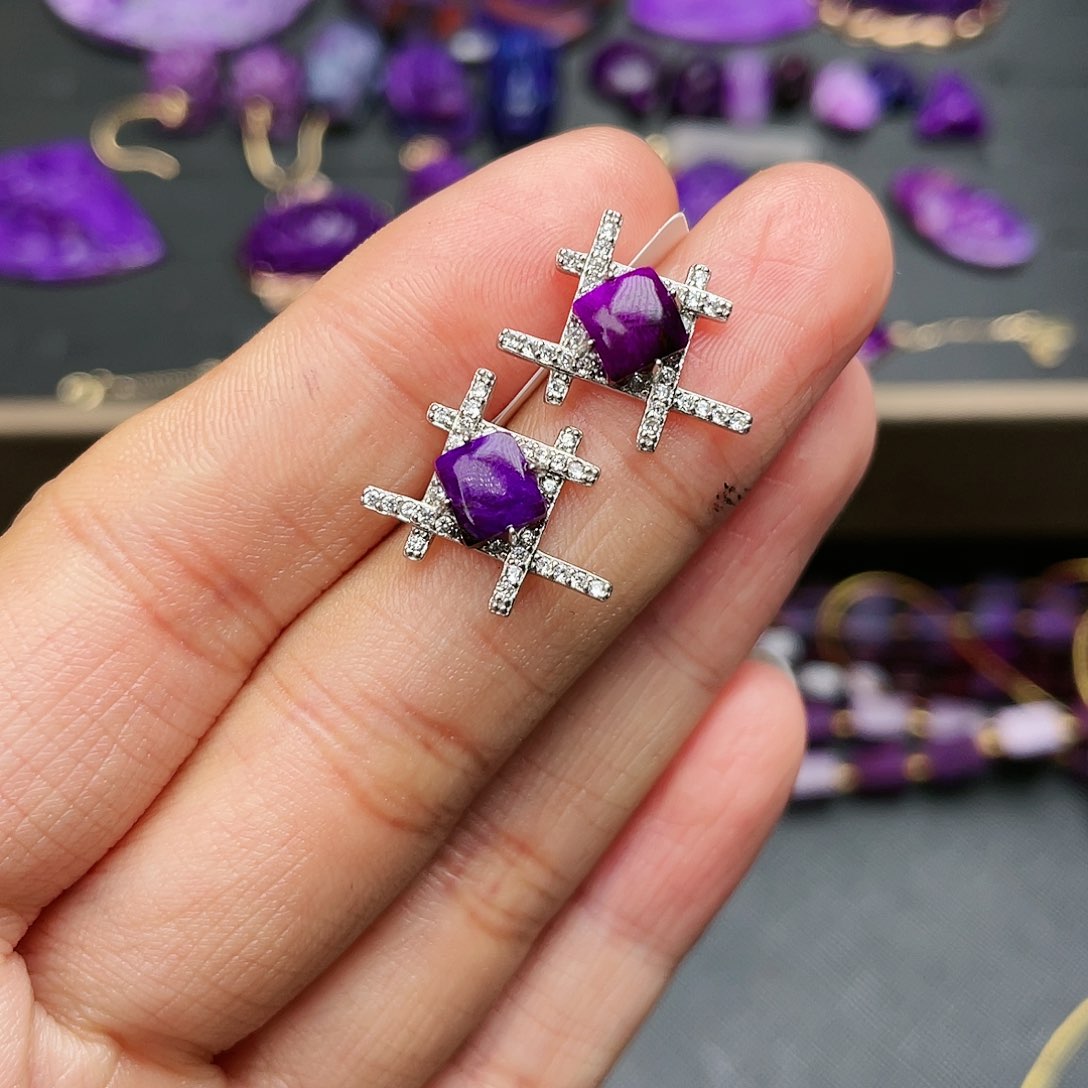 苏纪石（舒俱来）耳钉银S925镶嵌