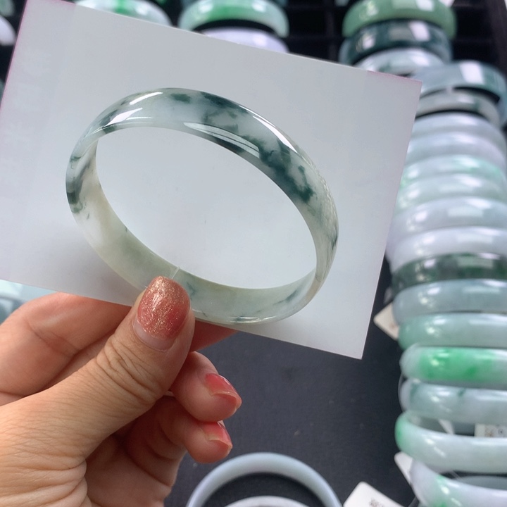 翡翠手镯未镶嵌公主54+