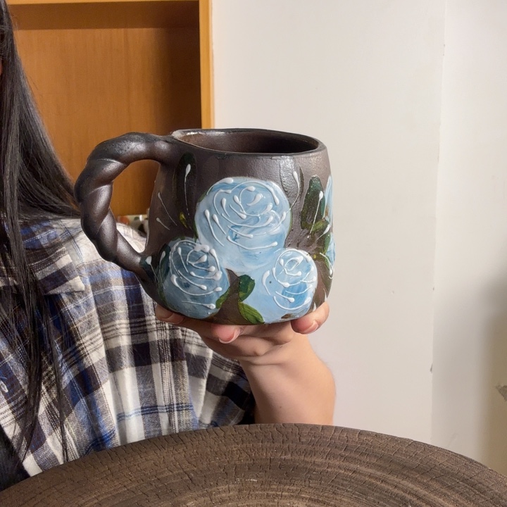 手捏手绘景德镇陶瓷