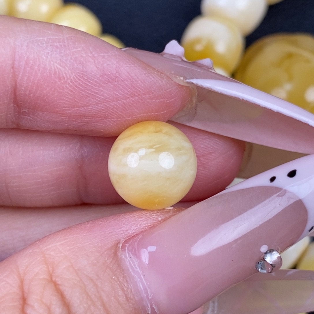 琥珀未镶嵌珠宝奇石121