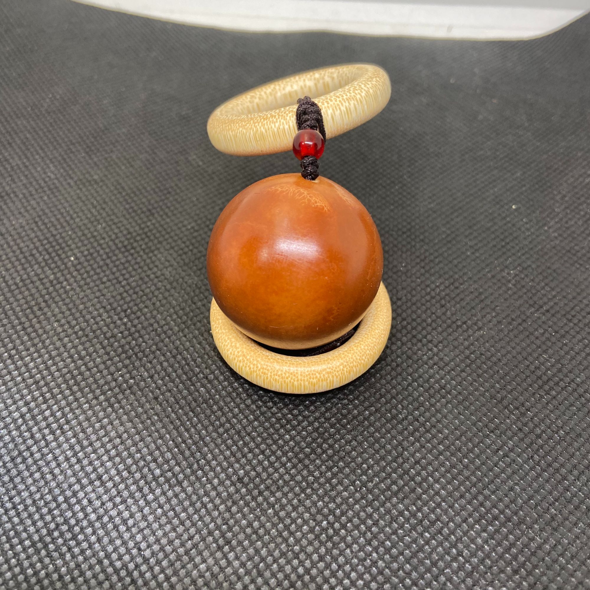 175正圆光珠巴西大橄榄文玩手把件手工打磨