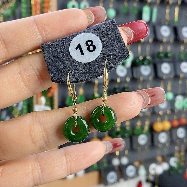 和田玉耳饰18K金镶嵌