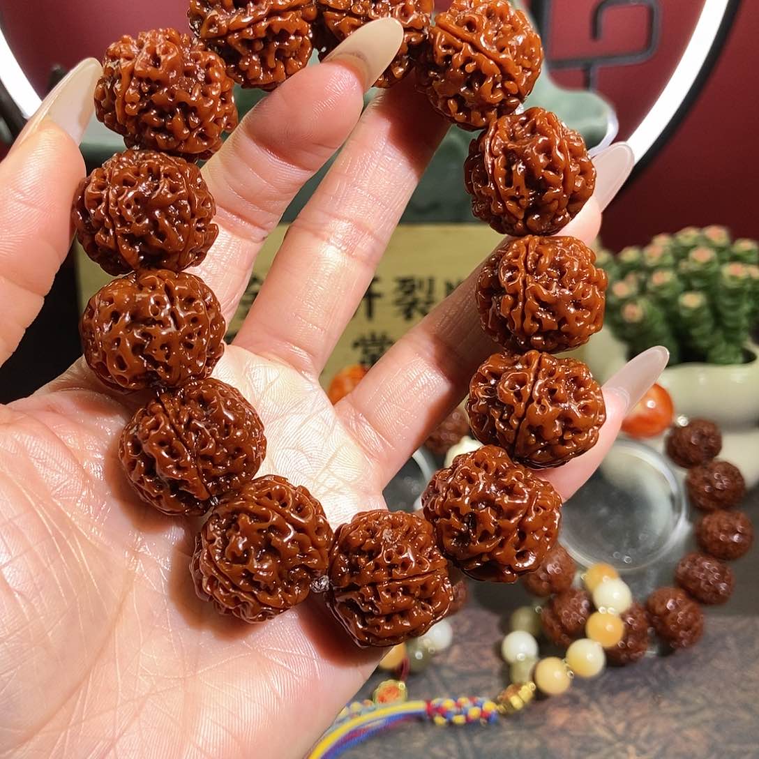 金刚菩提吊坠523。                