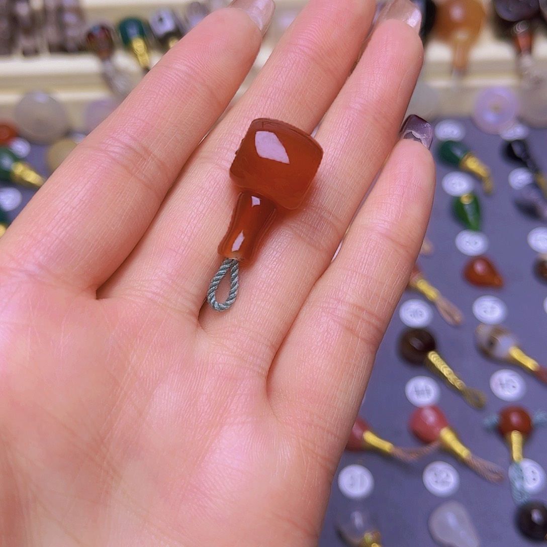 玛瑙/玉髓隔珠未镶嵌M**瑭