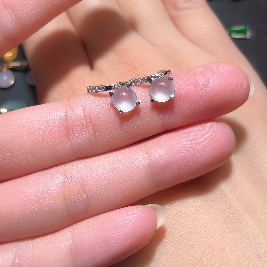 翡翠耳饰18K金镶嵌用****9南非钻