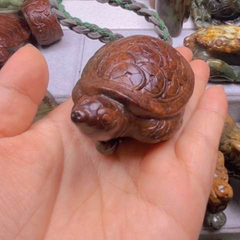 岫岩河磨玉（透闪石质玉）把件未镶嵌鸣**白