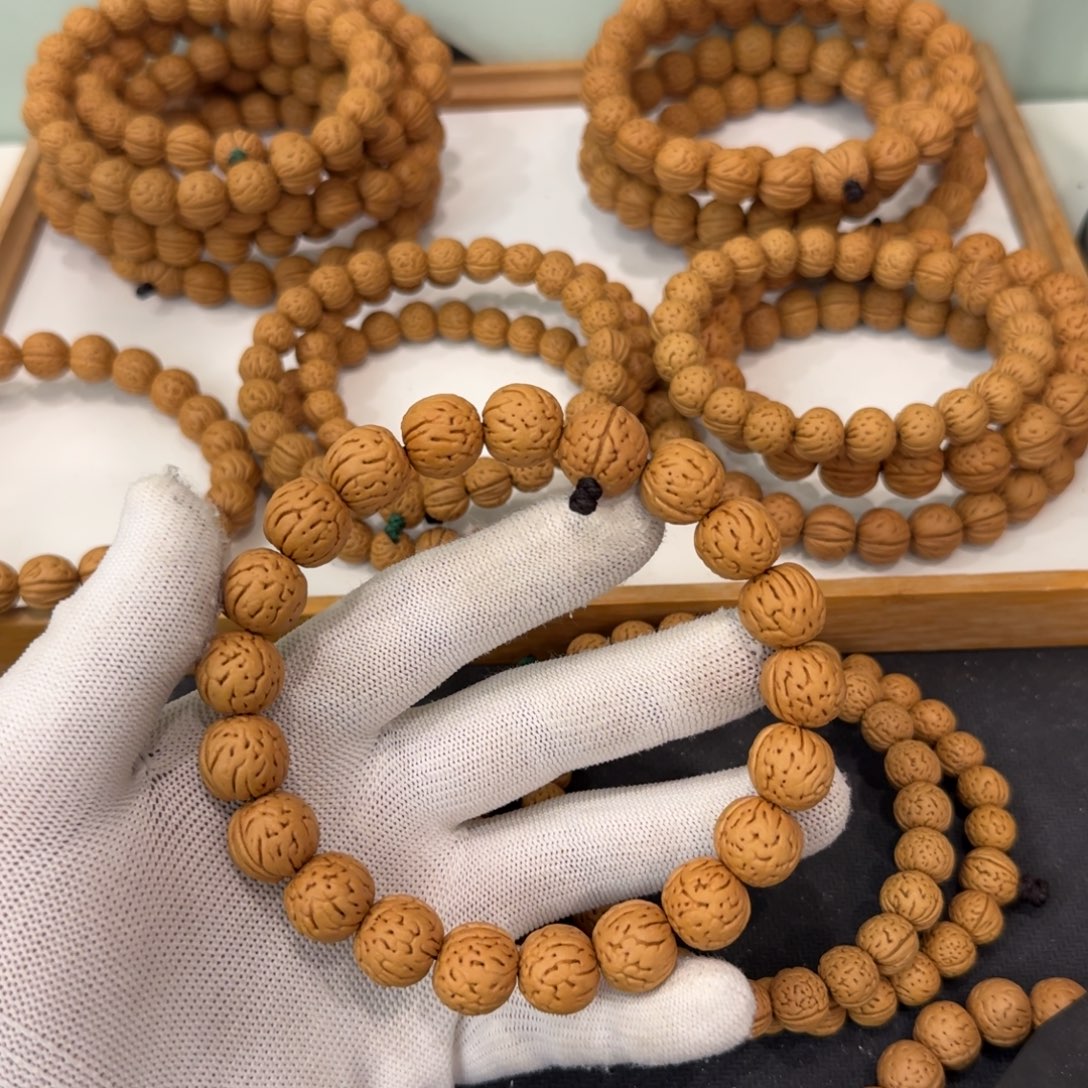 彭***晏桃核手串桃核手串00002