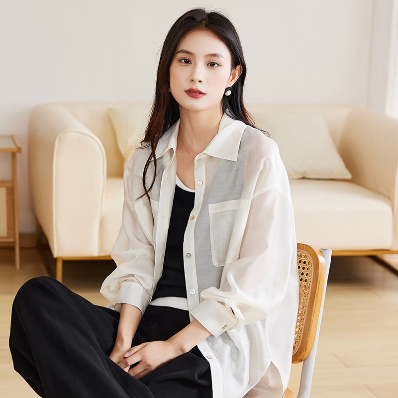 索菲丝尔垂感莱赛尔长袖衬衫女上衣2025秋季时尚宽松女衬衣513005