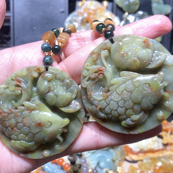 岫玉毛衣链未镶嵌