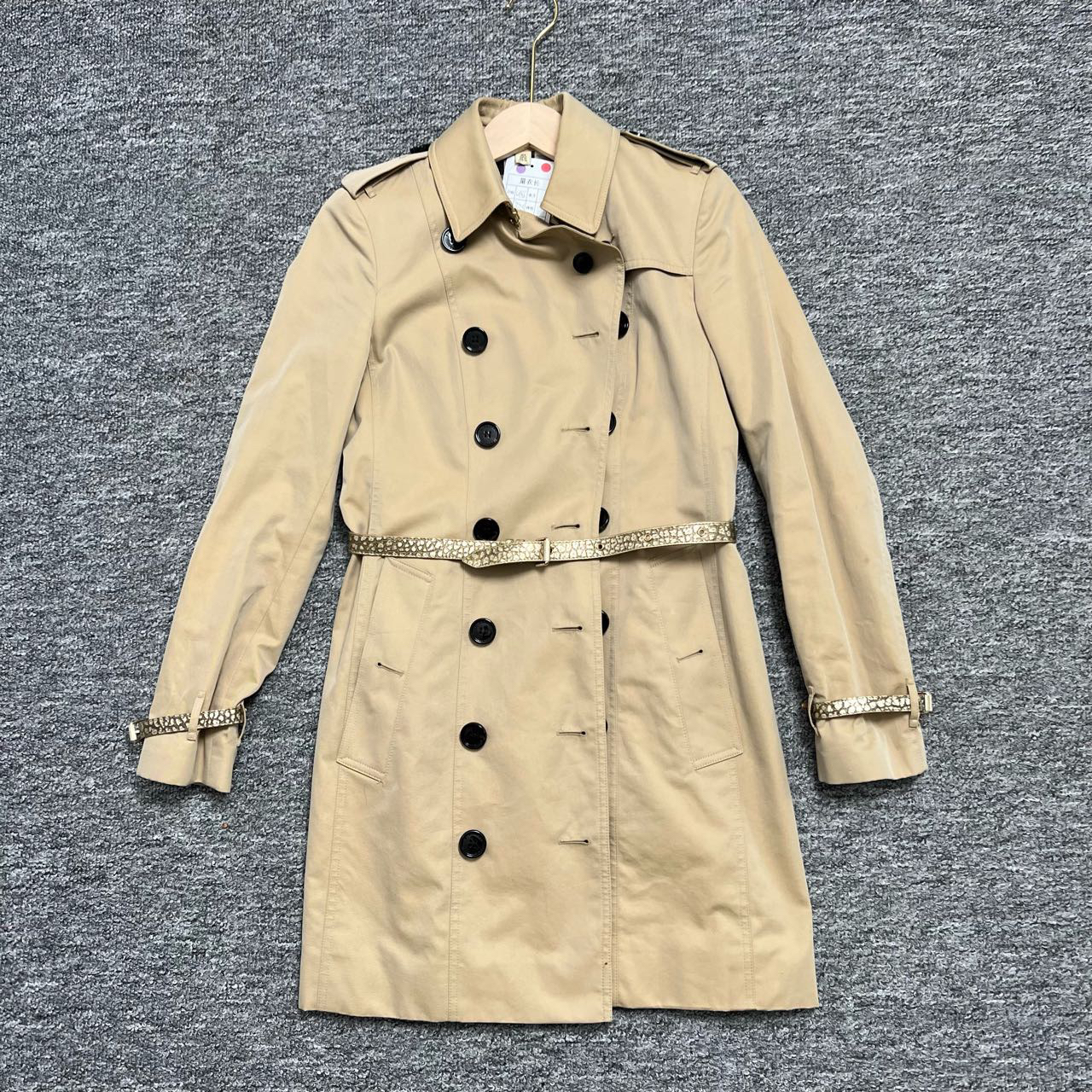 95新 BURBERRY/博柏利 Burberry 风衣 女款uk6码/95新/编码10483