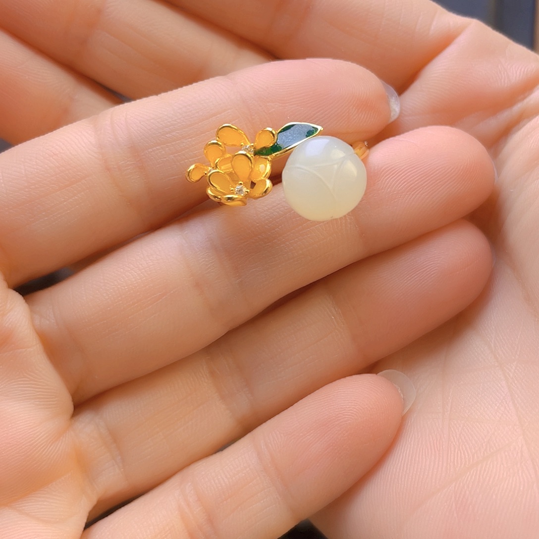 和田玉戒指银S925镀金镶嵌