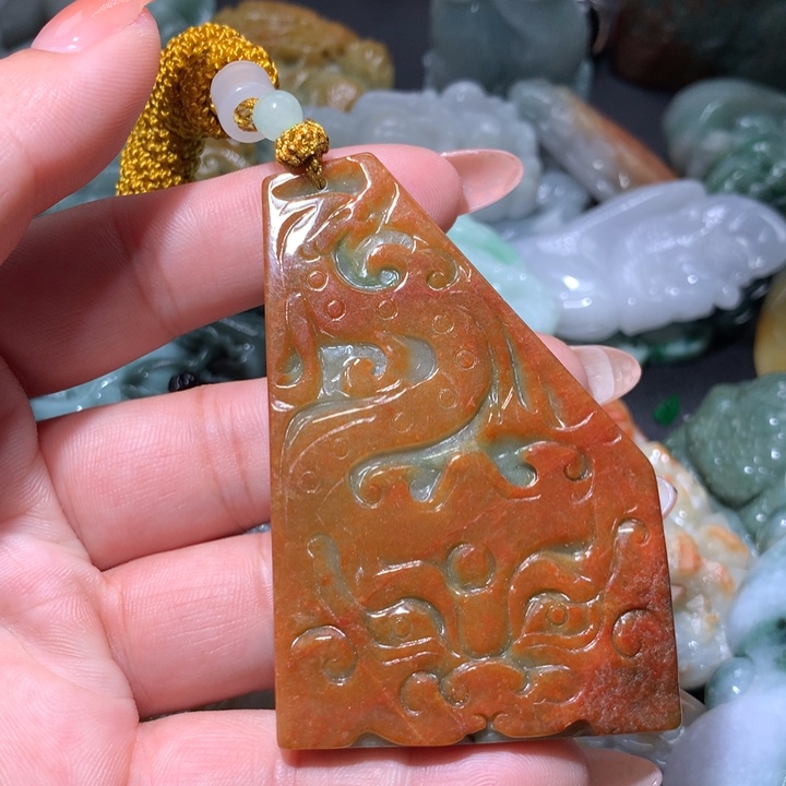 翡翠未镶嵌颈饰保真天然A货翡翠