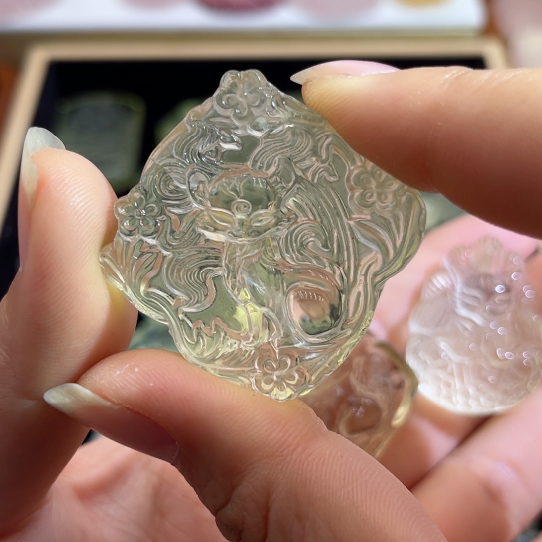 水晶颈饰银S925镶嵌梦****黄水四方如意83