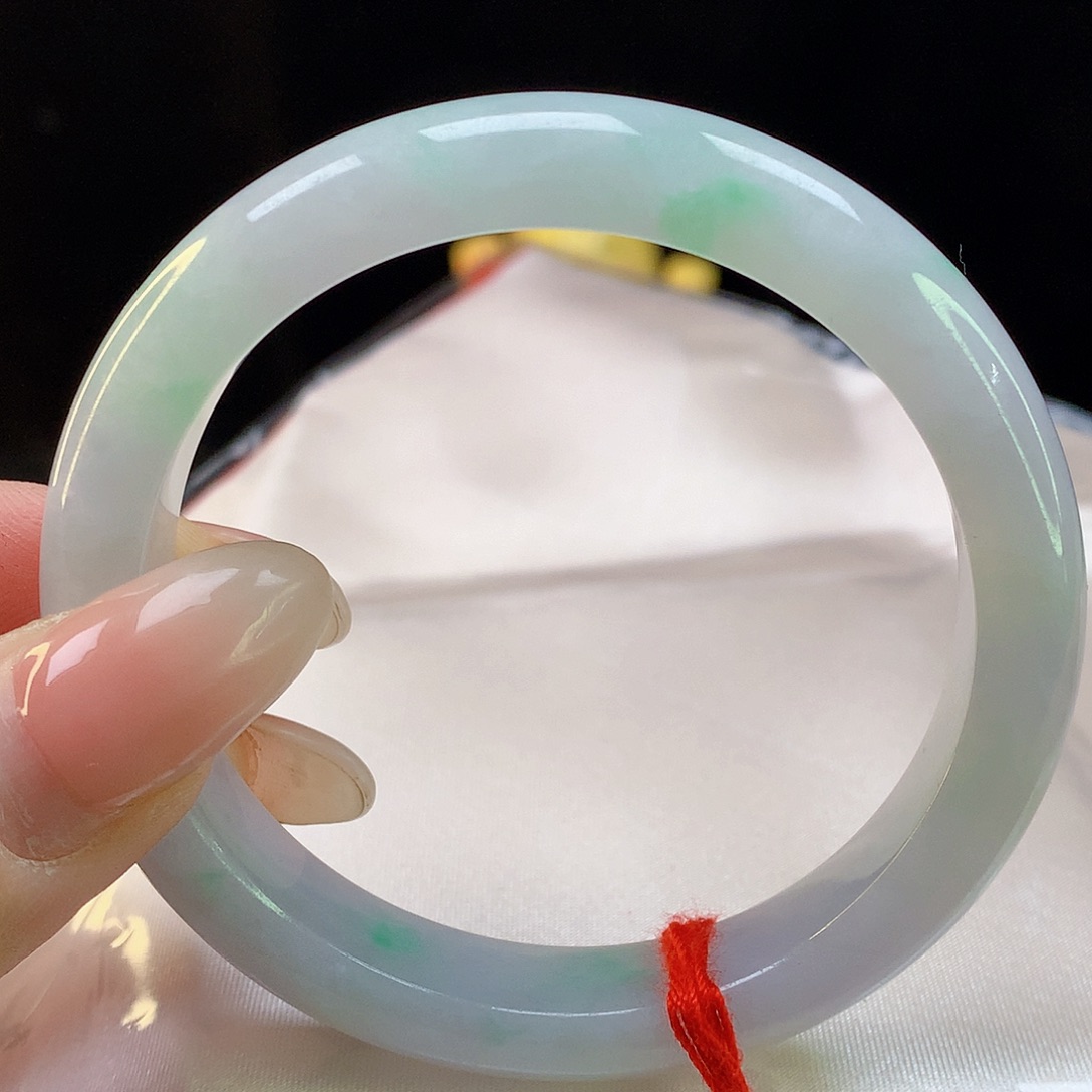 翡翠手镯未镶嵌天然翡翠7045