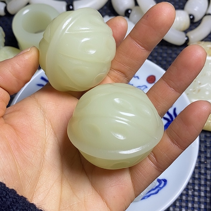 吊坠白玉菩提支持七天无理由