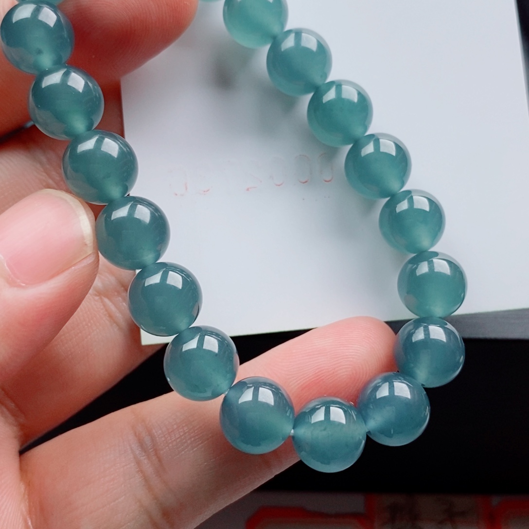 用***9翡翠未镶嵌手链手串