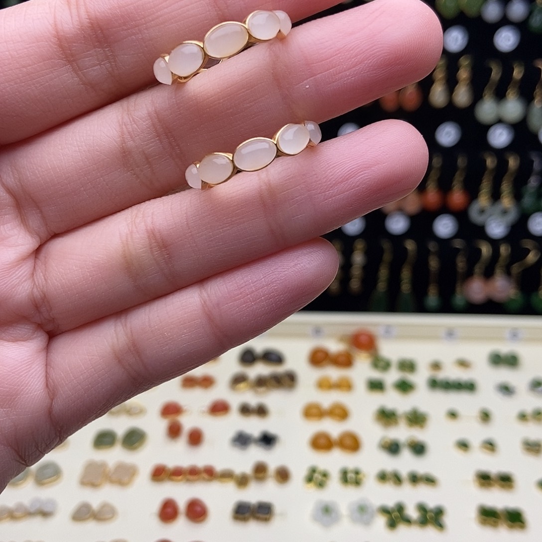 *****和田玉银S925镶嵌耳饰