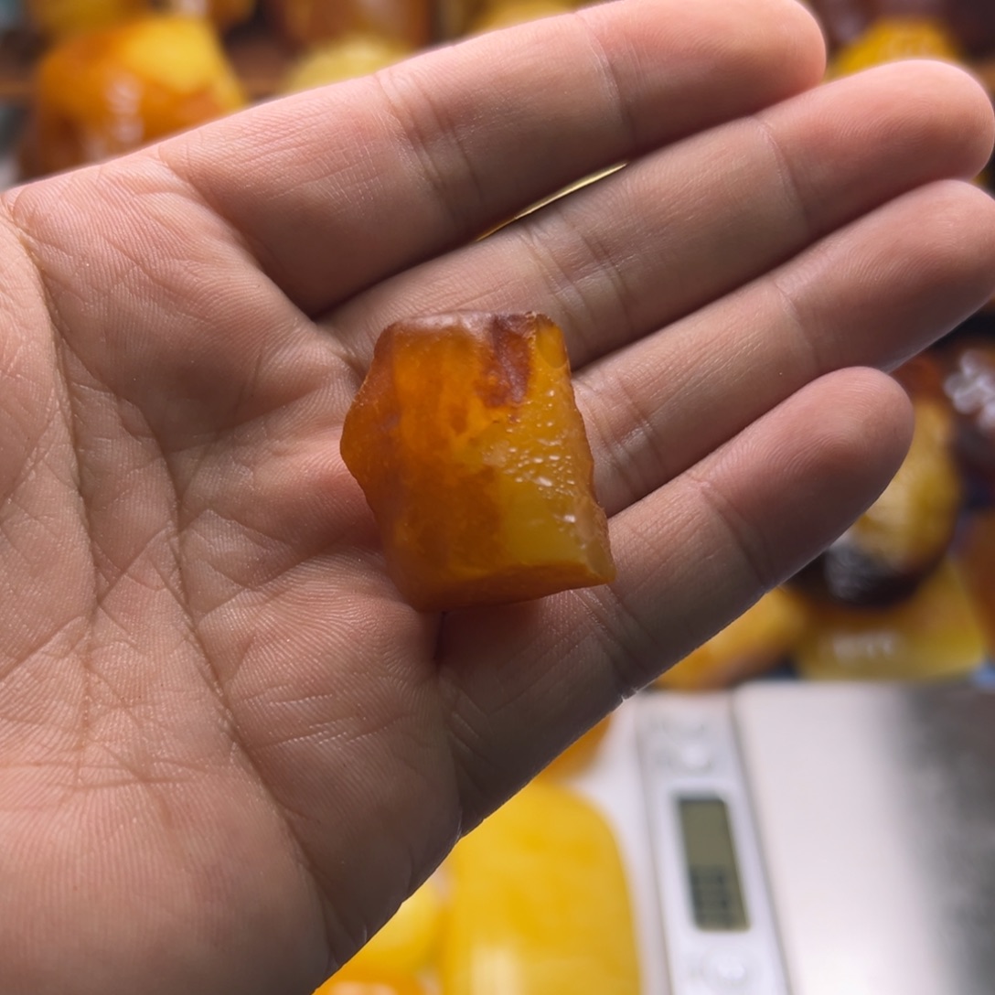 ****狸定制琥珀未镶嵌琥珀蜜蜡