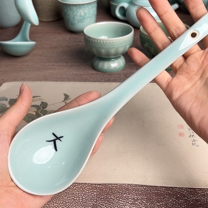 龙泉云间青瓷小米茶器